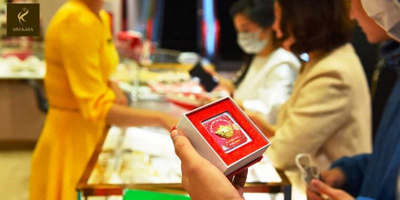 Có nên mua 1 phân vàng tích trữ trong năm 2026