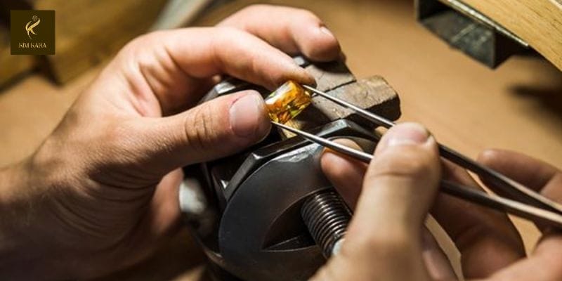 Dịch Vụ Gia Công Kim Hoàn Theo Yêu Cầu – Tạo Ra Trang Sức Riêng Cho Bạn