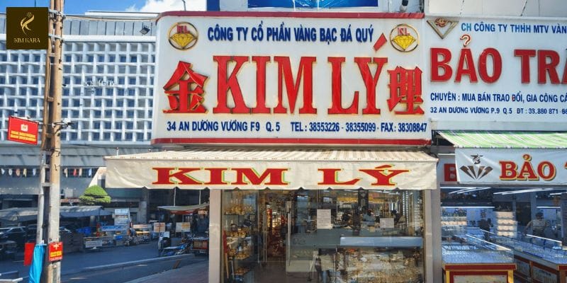 Vàng Hay Kim Cương Quý Giá Hơn: Sự Thật Về Một Ảo Ảnh Đầu Tư