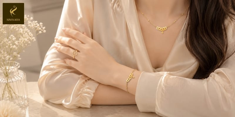 Mệnh Thủy Hợp Trang Sức Vàng Gì?
