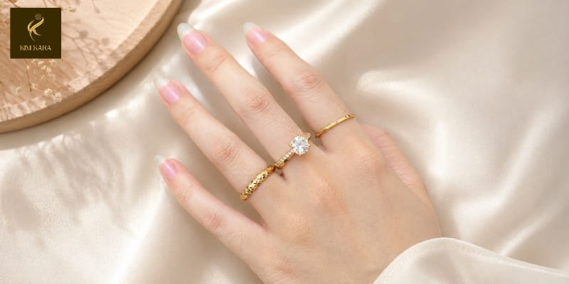 Nhẫn Vàng Nửa Chỉ Giá Bao Nhiêu? Cập Nhật Mẫu Đẹp & Bảng Giá Mới Nhất