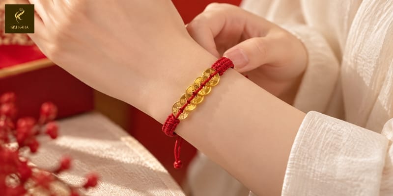 Người Trẻ Mua Trang Sức Vàng Đầu Tiên Nên Bắt Đầu Từ Đâu?